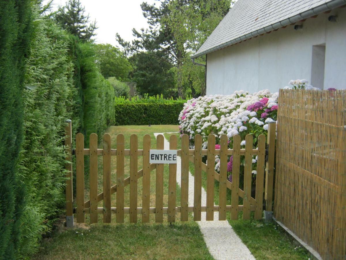 Gite Des Pins Penches Brunville Ngoại thất bức ảnh